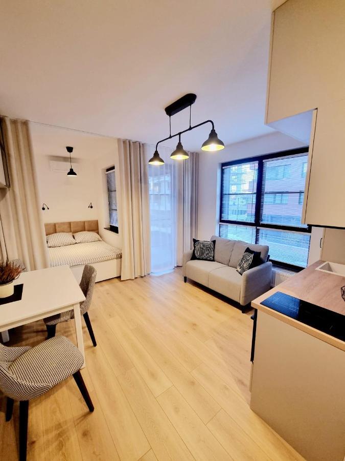 Doki Living Apartament 55 Gdańsk Exteriör bild