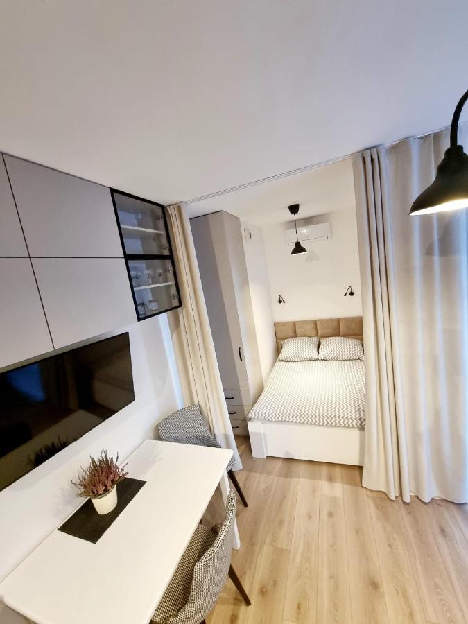 Doki Living Apartament 55 Gdańsk Exteriör bild