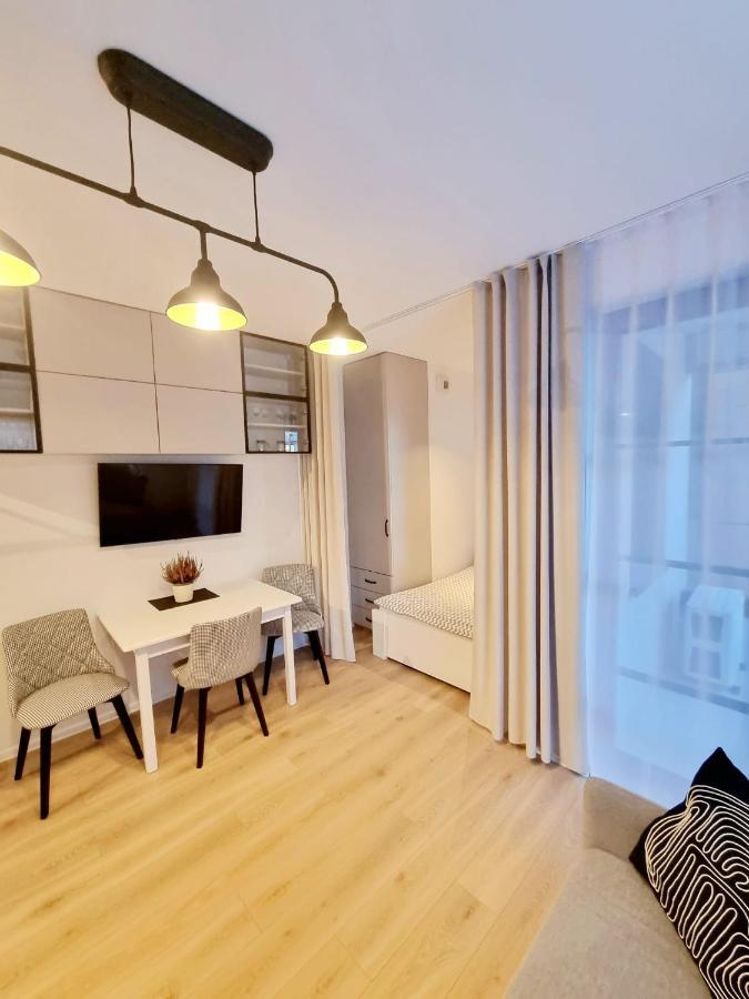 Doki Living Apartament 55 Gdańsk Exteriör bild